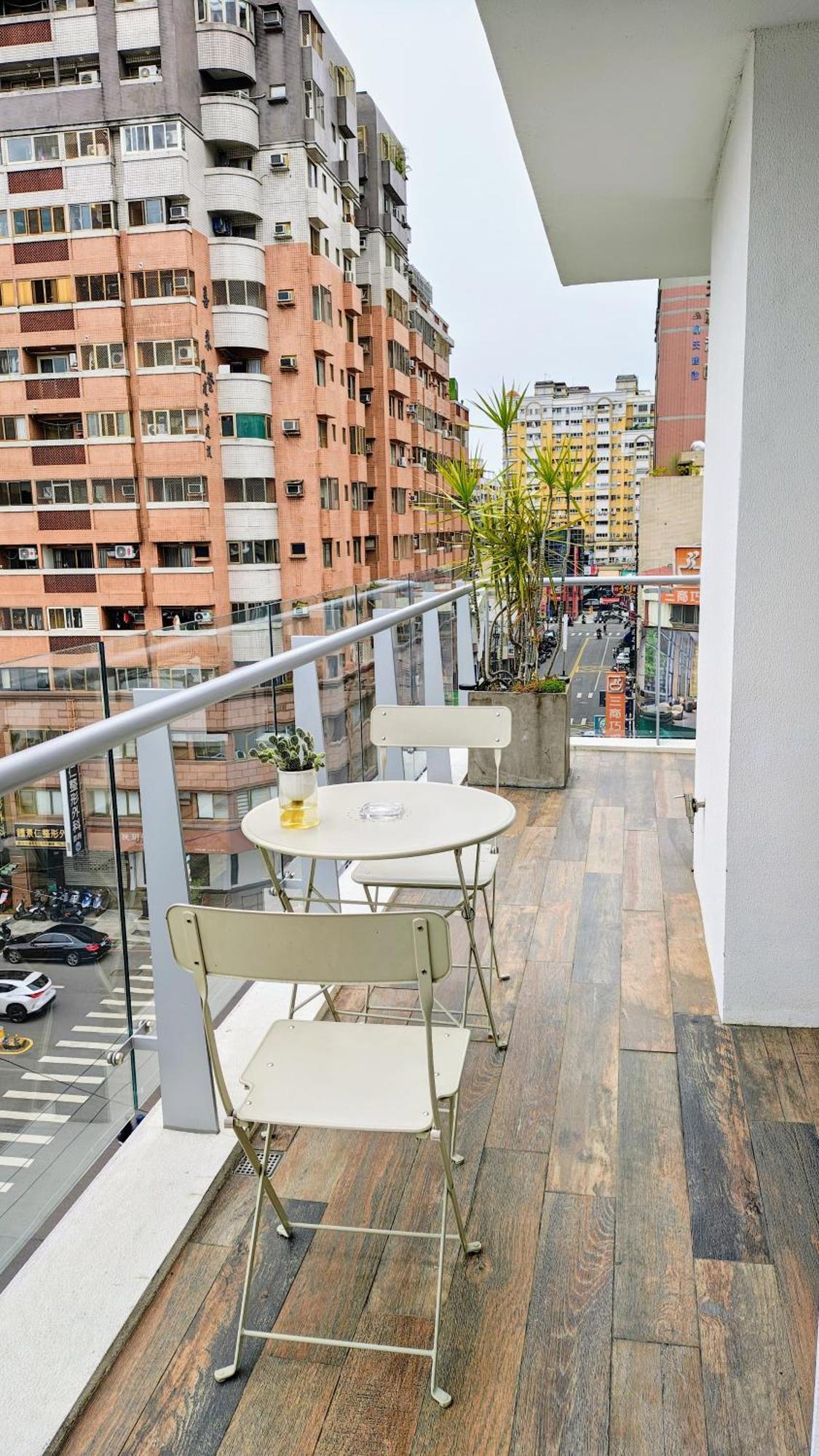 Hotel Mapp Taichung Exterior photo