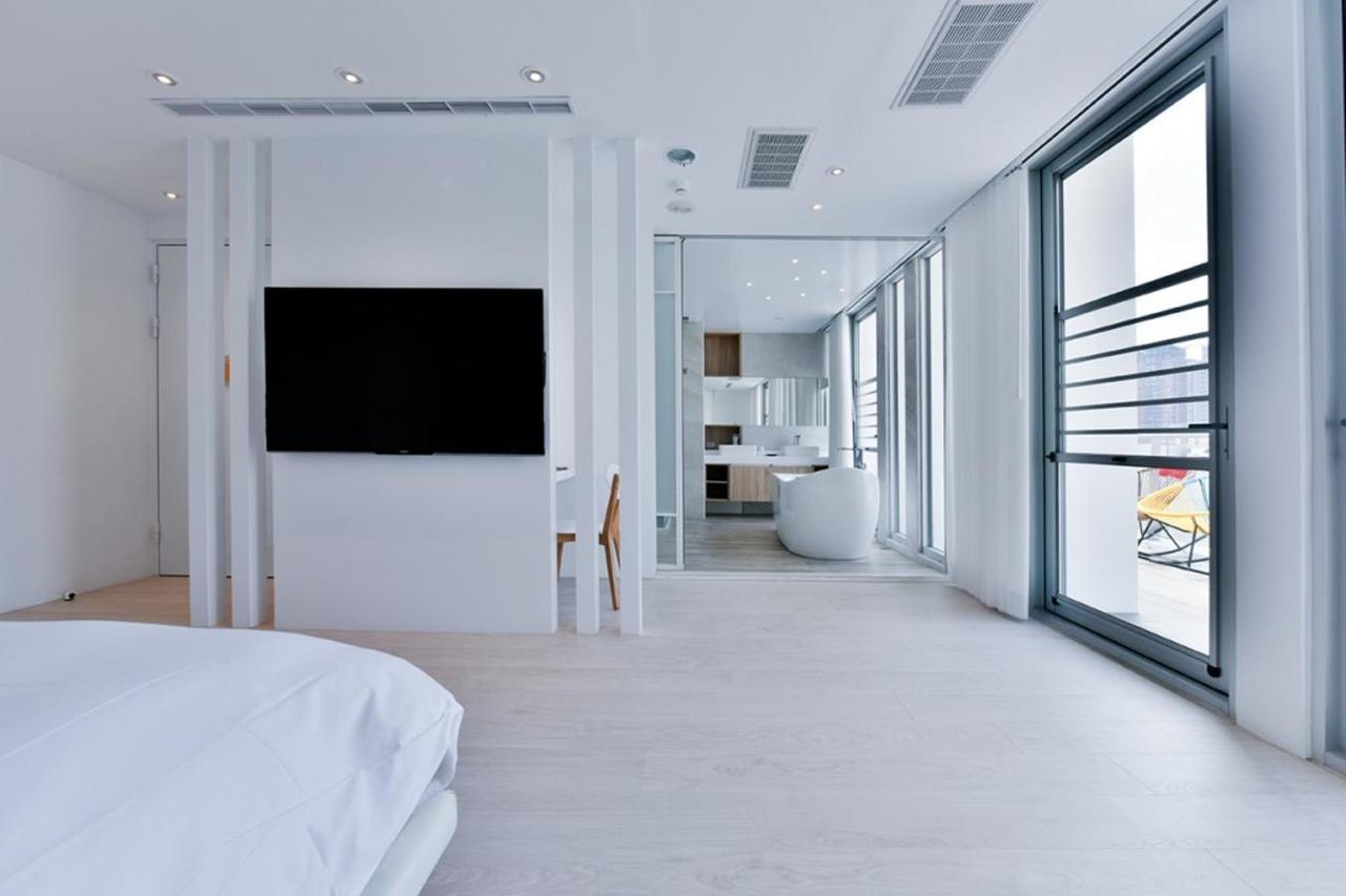 Hotel Mapp Taichung Exterior photo
